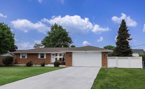 Photo of 4110 3rd Road, Bremen, IN 46506 (MLS # 202615950)