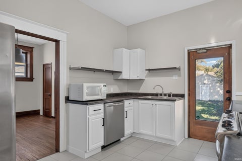 Tiny photo for 614 W 4th Street, Fort Wayne, IN 46808 (MLS # 202644808)