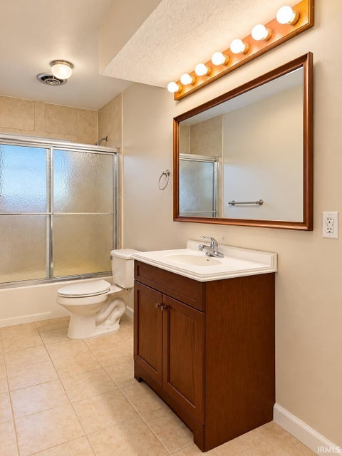 Tiny photo for 1719 W Overlook Drive, Marion, IN 46952 (MLS # 202644896)