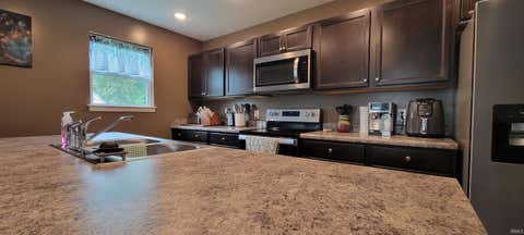 Tiny photo for 614 N 12Th Street, Vincennes, IN 47591 (MLS # 202631505)