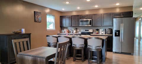Tiny photo for 614 N 12Th Street, Vincennes, IN 47591 (MLS # 202631505)