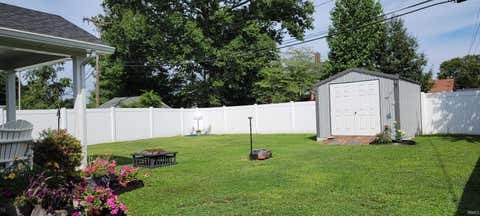 Tiny photo for 614 N 12Th Street, Vincennes, IN 47591 (MLS # 202631505)