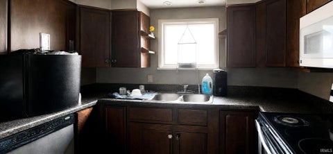 Tiny photo for 301 E Sycamore Street, Silver Lake, IN 46982 (MLS # 202633068)