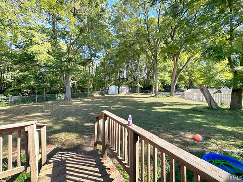 Tiny photo for 751 Woodland Court, Frankfort, IN 46041 (MLS # 202540822)