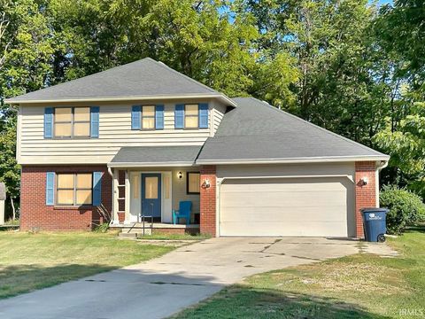 Tiny photo for 751 Woodland Court, Frankfort, IN 46041 (MLS # 202540822)