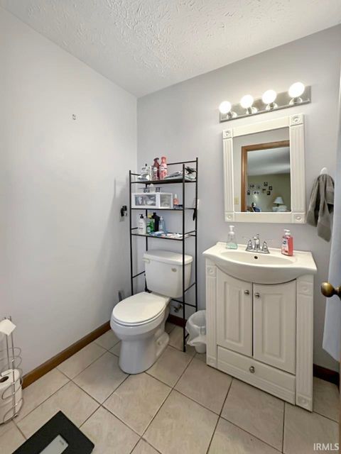 Tiny photo for 751 Woodland Court, Frankfort, IN 46041 (MLS # 202540822)