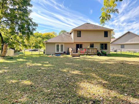 Tiny photo for 751 Woodland Court, Frankfort, IN 46041 (MLS # 202540822)