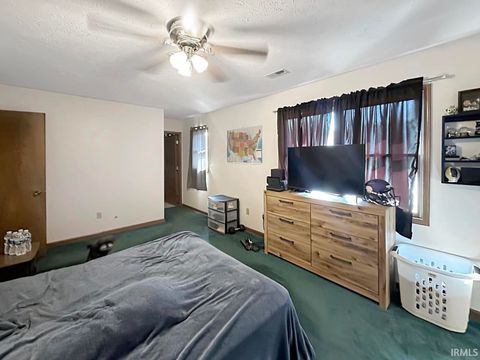 Tiny photo for 751 Woodland Court, Frankfort, IN 46041 (MLS # 202540822)