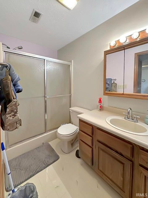 Tiny photo for 751 Woodland Court, Frankfort, IN 46041 (MLS # 202540822)