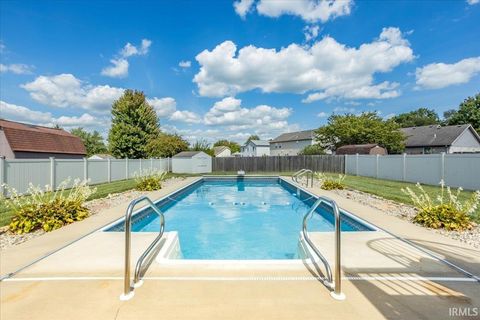 Tiny photo for 23 Freeman Drive, Rossville, IN 46065 (MLS # 202535509)