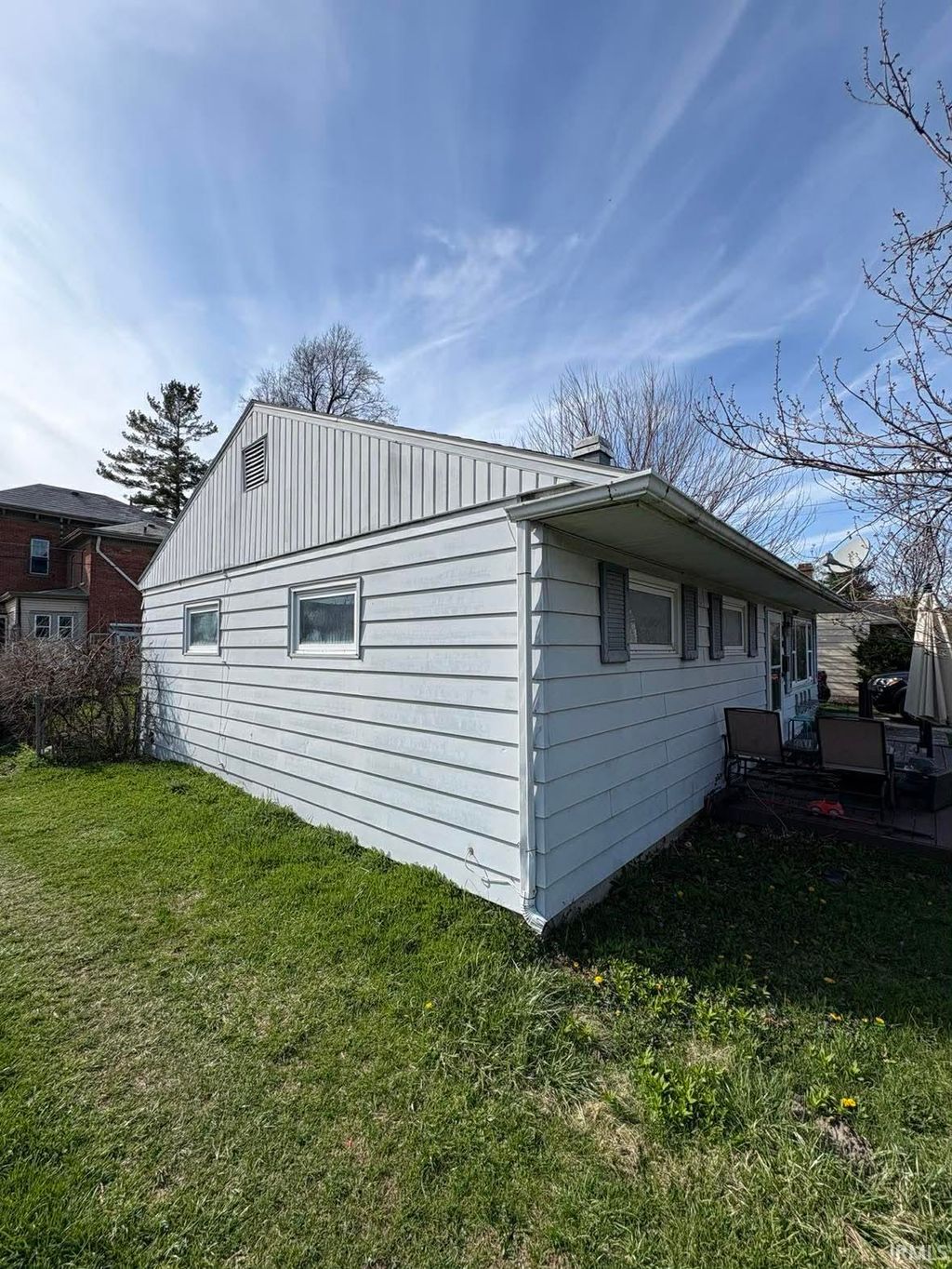 Photo of 1601 Hillside Avenue, Fort Wayne, IN 46805 (MLS # 202612176)