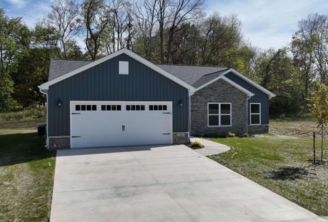 Photo of 228 Vine Street, Delphi, IN 46923 (MLS # 202540054)