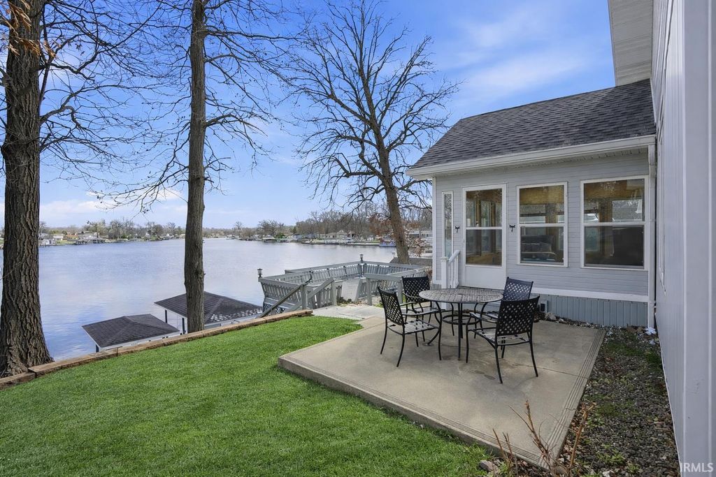 Photo of 5671 N Stahl Road, Monon, IN 47959 (MLS # 202609119)