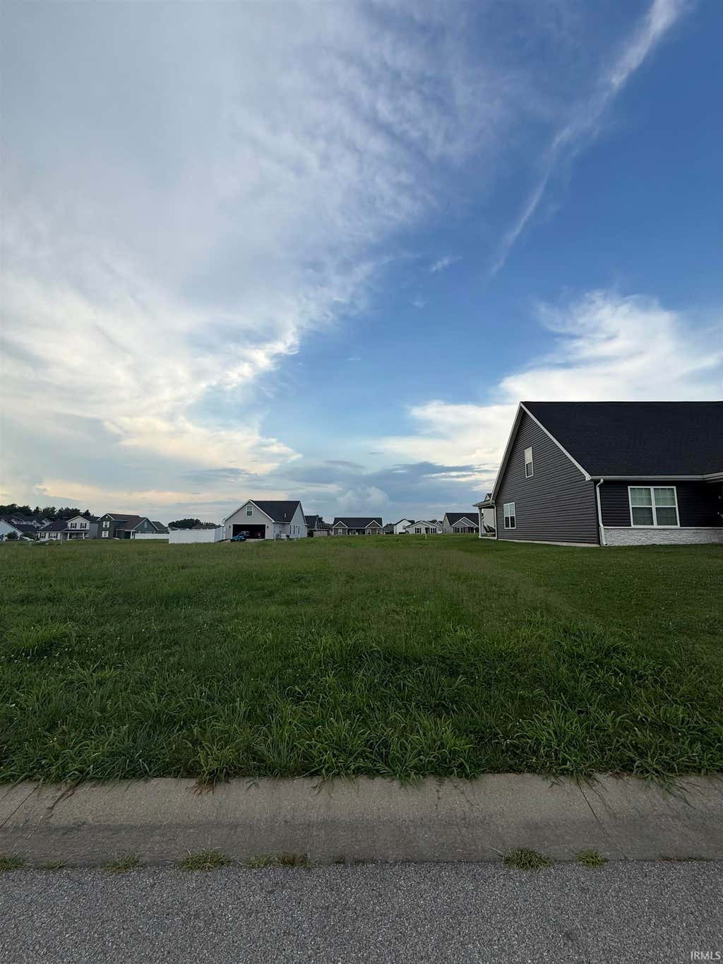 Photo of 1106 Frost Drive, Evansville, IN 47725 (MLS # 202628775)