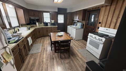 Tiny photo for 1307 wright Street, Logansport, IN 46947 (MLS # 202624611)