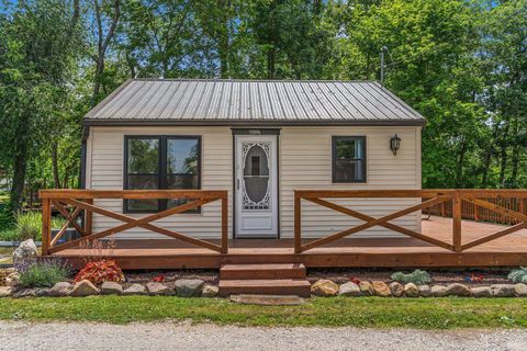 Tiny photo for 11896 W Breezy Point Drive, Monticello, IN 47960 (MLS # 202623208)
