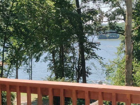 Tiny photo for 11896 W Breezy Point Drive, Monticello, IN 47960 (MLS # 202623208)