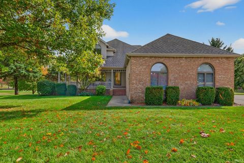Photo of 1525 BRAMOOR Drive, Kokomo, IN 46902 (MLS # 202543518) Photo of 1525 BRAMOOR Drive, Kokomo, IN 46902 (MLS # 202543518)