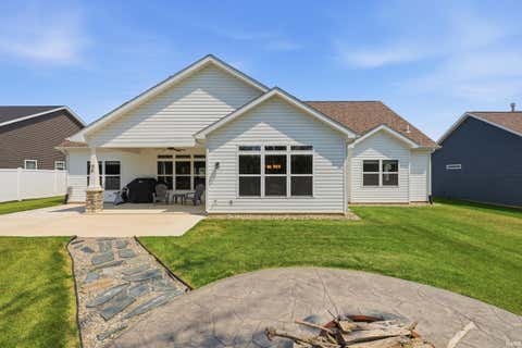 Tiny photo for 5867 Lourdais Court, Fort Wayne, IN 46818 (MLS # 202628366)