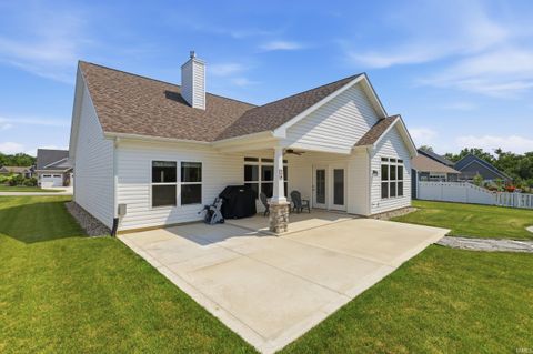 Tiny photo for 5867 Lourdais Court, Fort Wayne, IN 46818 (MLS # 202628366)