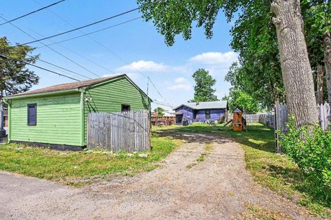 Tiny photo for 125 Huron Street, Goshen, IN 46526 (MLS # 202621828)