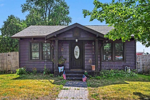 Photo of 125 Huron Street, Goshen, IN 46526 (MLS # 202621828)