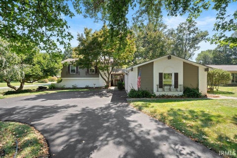 Photo of 6401 WINDWOOD Drive, Kokomo, IN 46901 (MLS # 202636364)