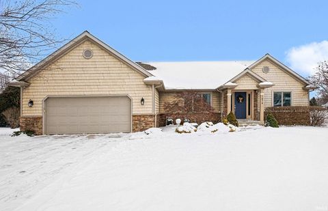 Photo of 1674 S Augusta Lane, Warsaw, IN 46580 (MLS # 202603075)