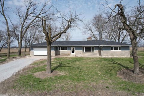Photo of 187 E 275 N, Reynolds, IN 47980 (MLS # 202611207)