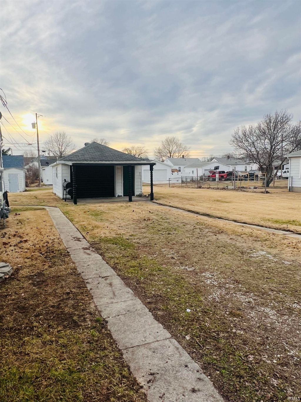 Photo of 1323 Parkinson Street, Vincennes, IN 47591 (MLS # 202601553)