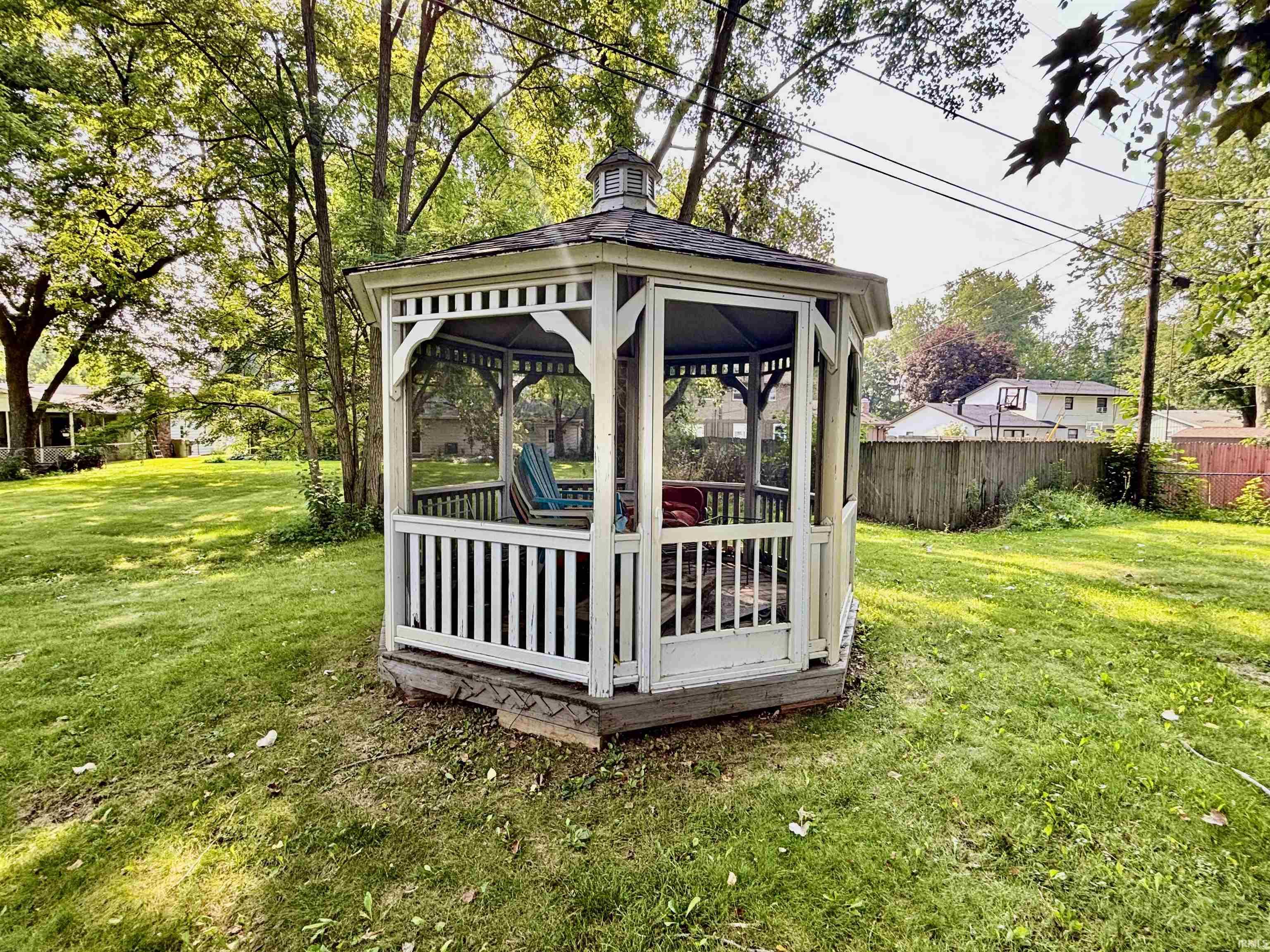 South Bend, Indiana 46614, United States, 3 Bedrooms Bedrooms, ,2 BathroomsBathrooms,Residential,Active,184932