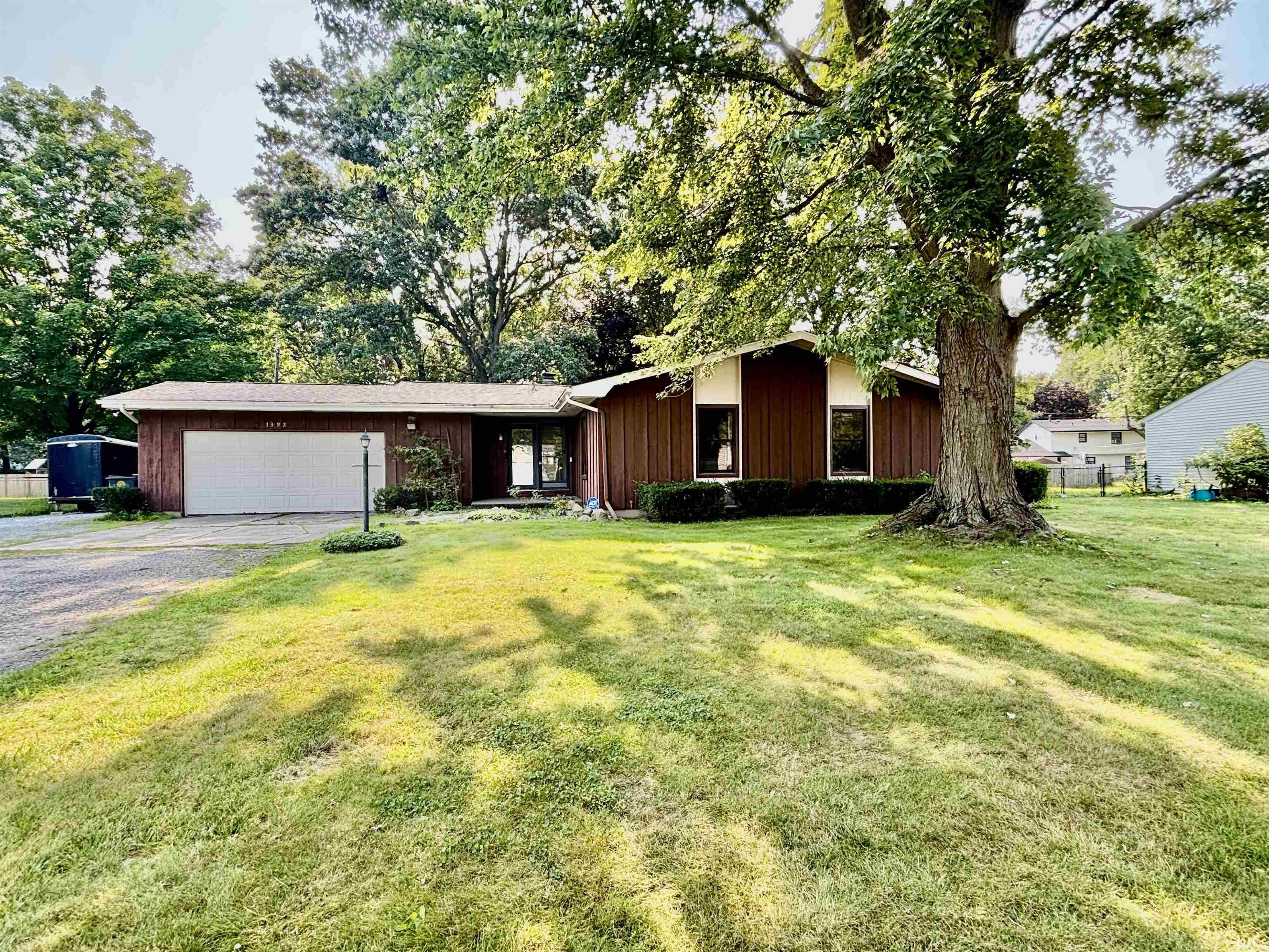 South Bend, Indiana 46614, United States, 3 Bedrooms Bedrooms, ,2 BathroomsBathrooms,Residential,Active,184932