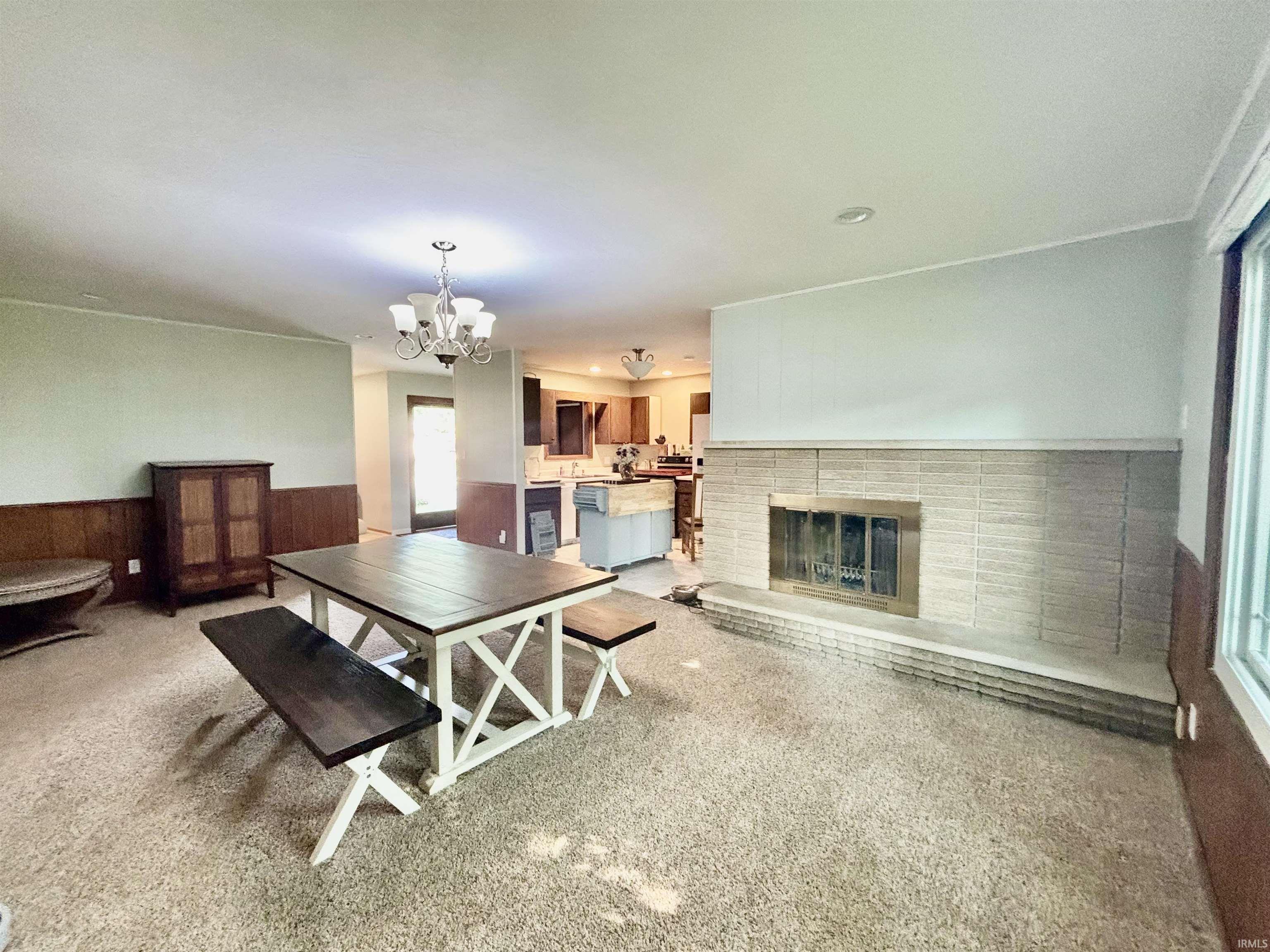 South Bend, Indiana 46614, United States, 3 Bedrooms Bedrooms, ,2 BathroomsBathrooms,Residential,Active,184932