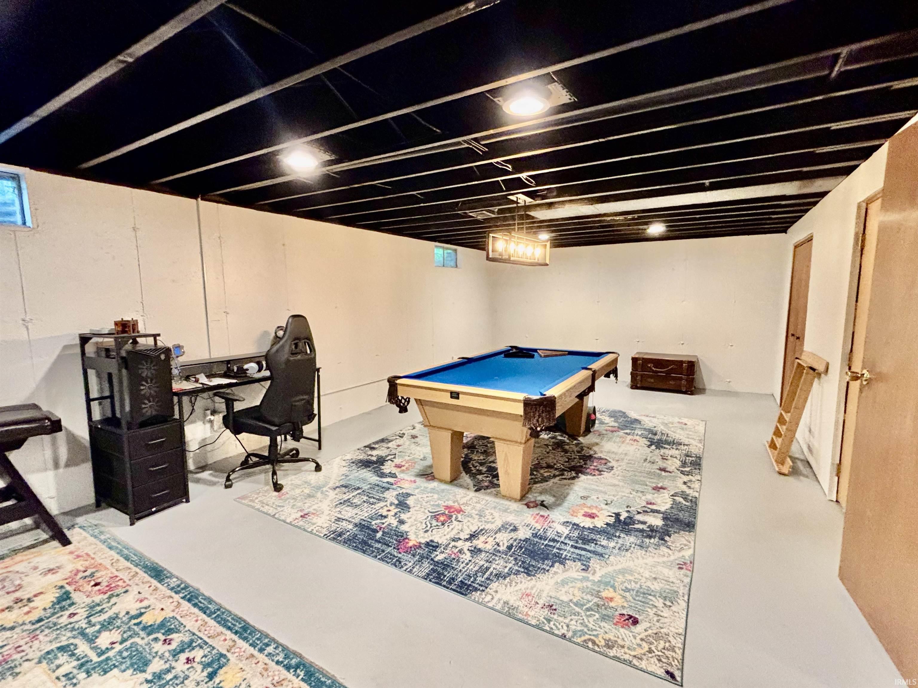 South Bend, Indiana 46614, United States, 3 Bedrooms Bedrooms, ,2 BathroomsBathrooms,Residential,Active,184932