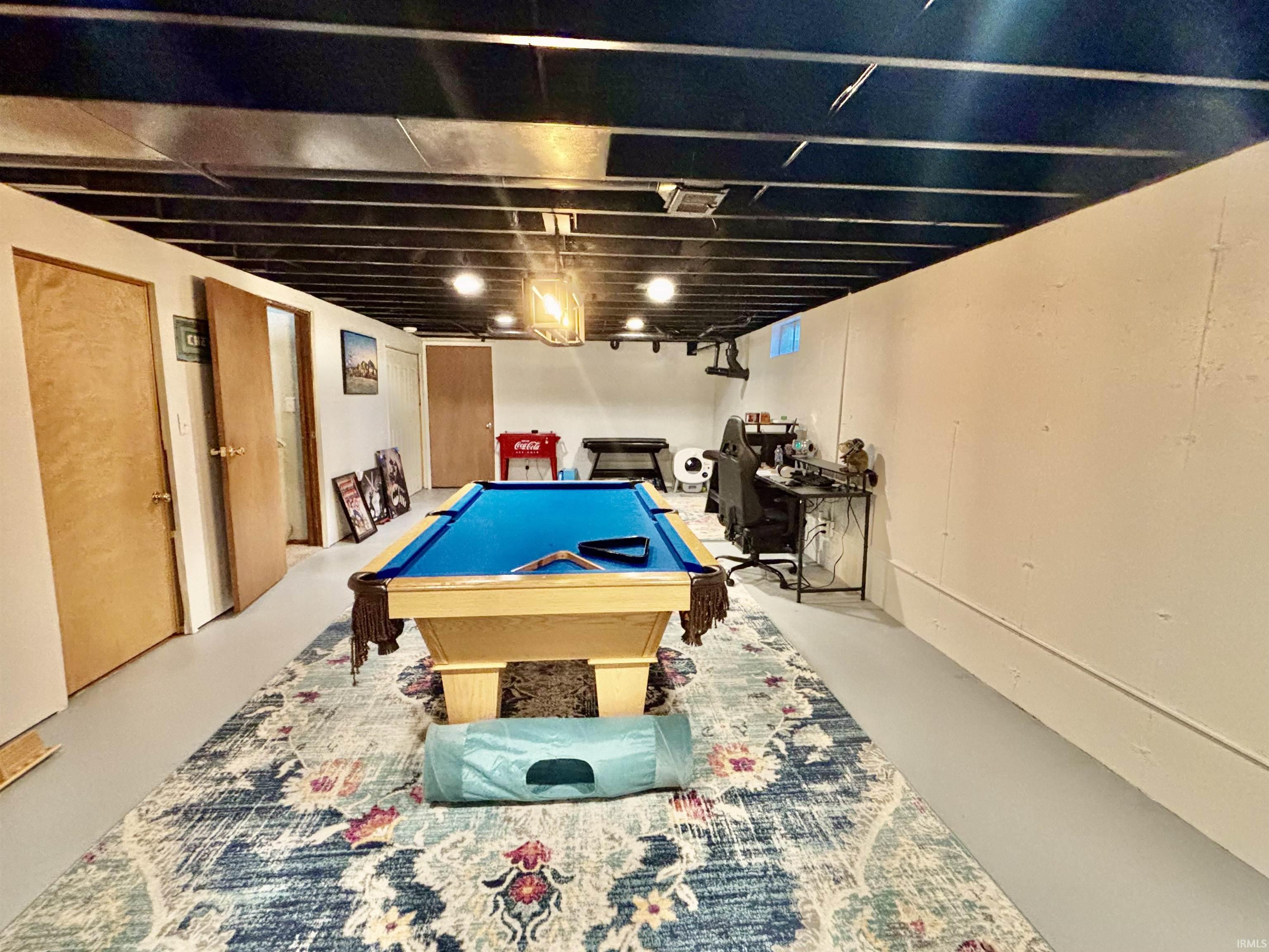 South Bend, Indiana 46614, United States, 3 Bedrooms Bedrooms, ,2 BathroomsBathrooms,Residential,Active,184932