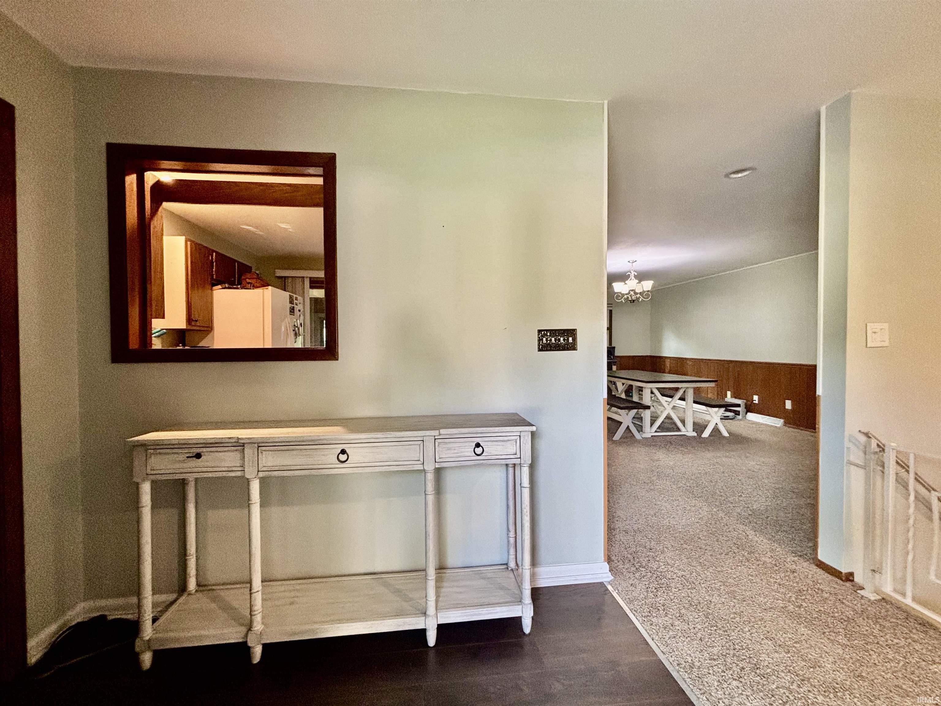 South Bend, Indiana 46614, United States, 3 Bedrooms Bedrooms, ,2 BathroomsBathrooms,Residential,Active,184932