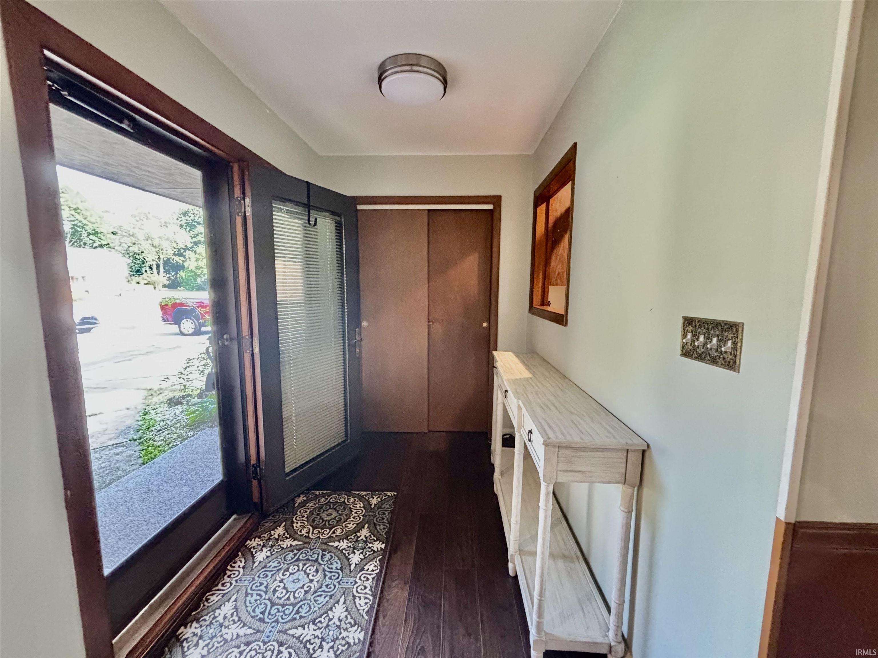 South Bend, Indiana 46614, United States, 3 Bedrooms Bedrooms, ,2 BathroomsBathrooms,Residential,Active,184932