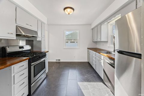 Tiny photo for 2707 Union Street, Lafayette, IN 47904 (MLS # 202600436)