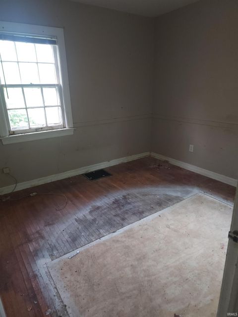 Tiny photo for 116 Burns Boulevard, Fort Wayne, IN 46807 (MLS # 202618598)