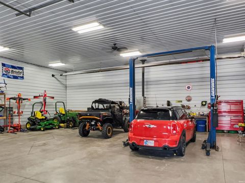 Tiny photo for 5520 S Meridian Road, Pleasant Lake, IN 46779 (MLS # 202604040)