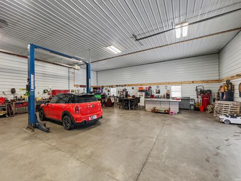 Tiny photo for 5520 S Meridian Road, Pleasant Lake, IN 46779 (MLS # 202604040)