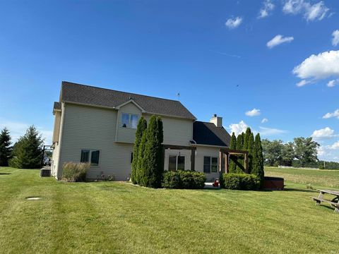 Tiny photo for 5520 S Meridian Road, Pleasant Lake, IN 46779 (MLS # 202604040)
