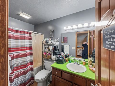 Tiny photo for 5520 S Meridian Road, Pleasant Lake, IN 46779 (MLS # 202604040)