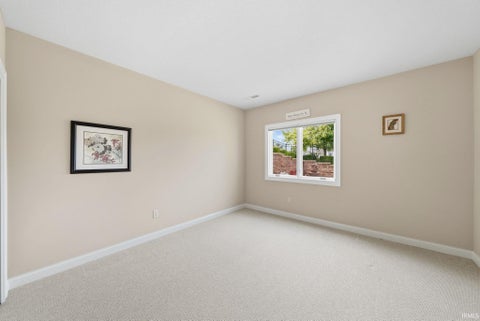Tiny photo for 12319 Autumn Breeze Drive, Fort Wayne, IN 46845 (MLS # 202635312)