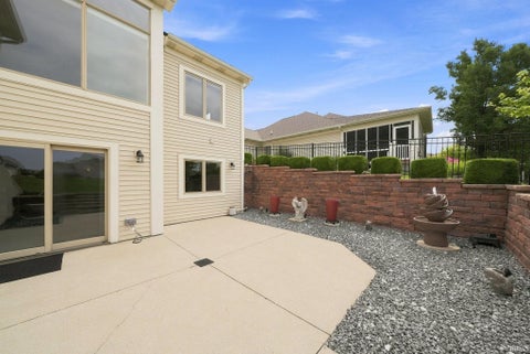 Tiny photo for 12319 Autumn Breeze Drive, Fort Wayne, IN 46845 (MLS # 202635312)