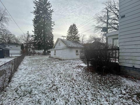 Tiny photo for 345 W Packard Avenue, Fort Wayne, IN 46807 (MLS # 202549935)