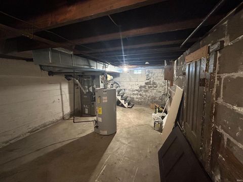 Tiny photo for 345 W Packard Avenue, Fort Wayne, IN 46807 (MLS # 202549935)