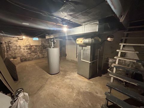 Tiny photo for 345 W Packard Avenue, Fort Wayne, IN 46807 (MLS # 202549935)