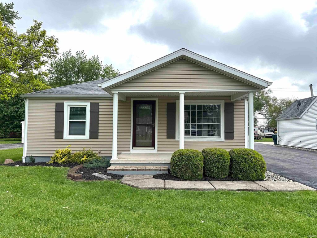 Photo of 3312 N Linden Street, Muncie, IN 47304 (MLS # 202615630)