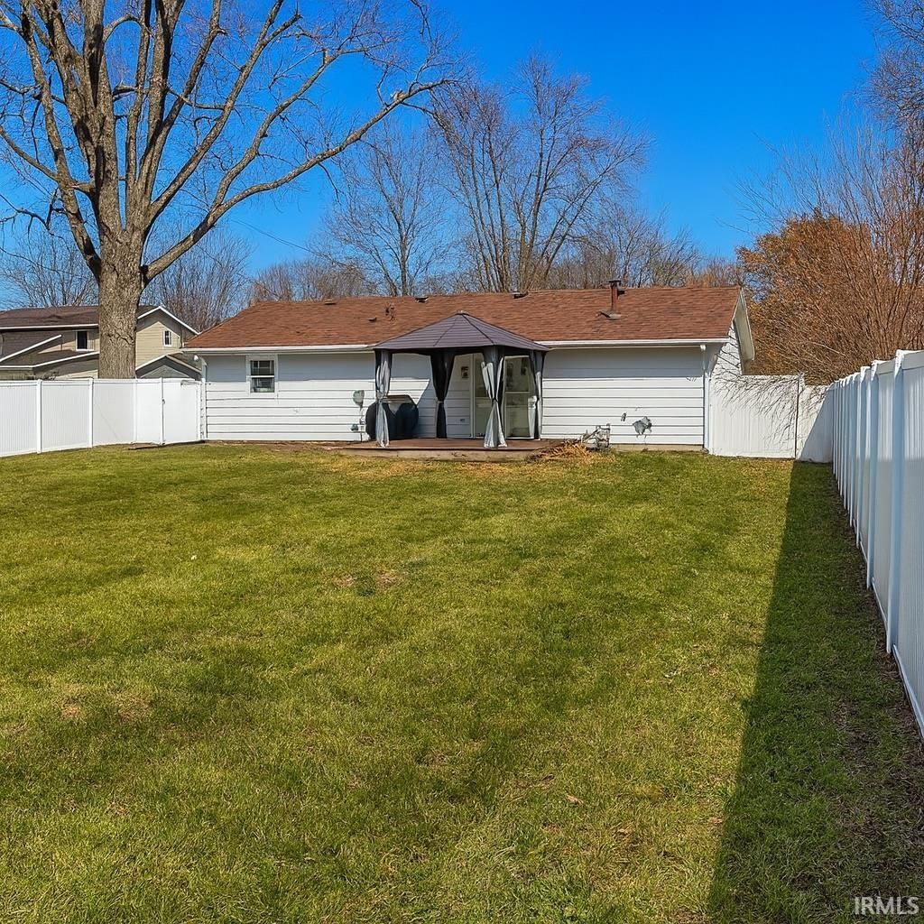 Photo of 4640 Kekionga Drive, Fort Wayne, IN 46809 (MLS # 202547449)